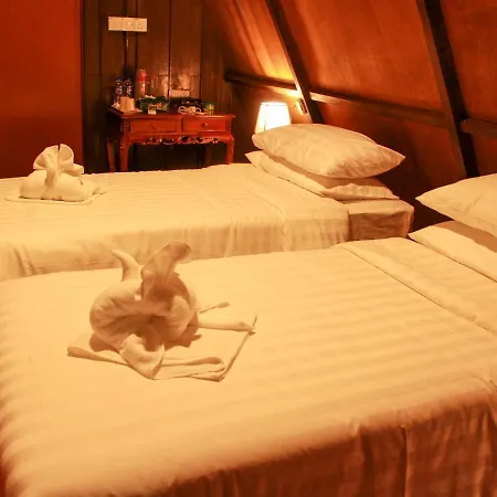 Rustcamps Glamping Resort Genting Highlands Exterior photo